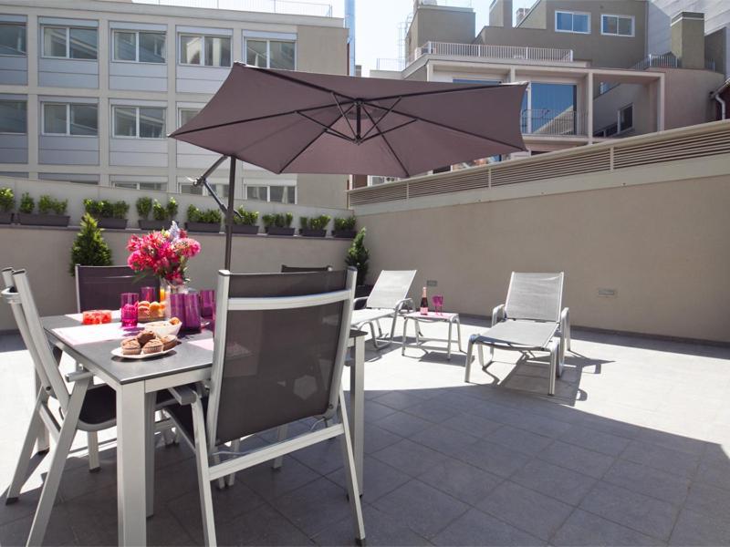 Charmsuites Paralel Barcelona Exterior foto